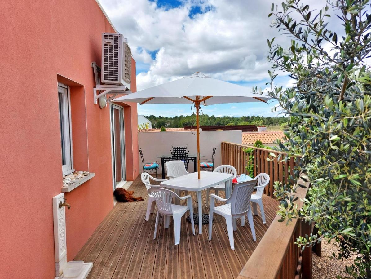 Villa 6 Personnes Dans Residence Calme, Grande Terrasse, 5 Mn De La Plage 弗勒里 外观 照片